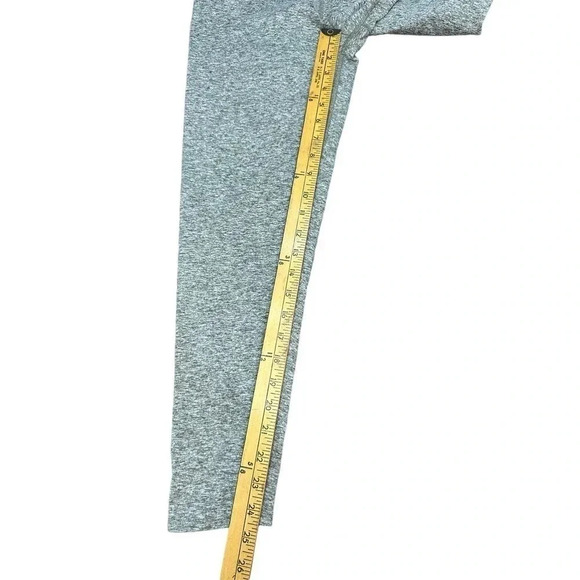 Sage Collective Women's Heather Gray Polyester Straight Leg Capri Legging Size M - Picture 5 of 5